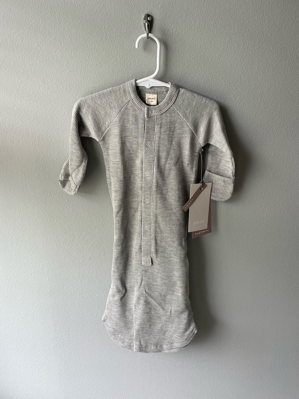 Goumi Gray Thermal Sleep Gown with Foldover Mittens